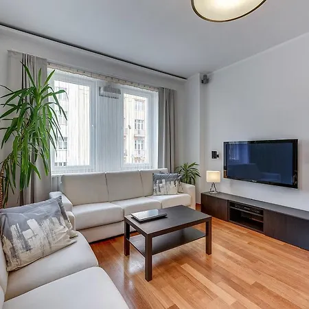 White 76. Srodmiescie 아파트