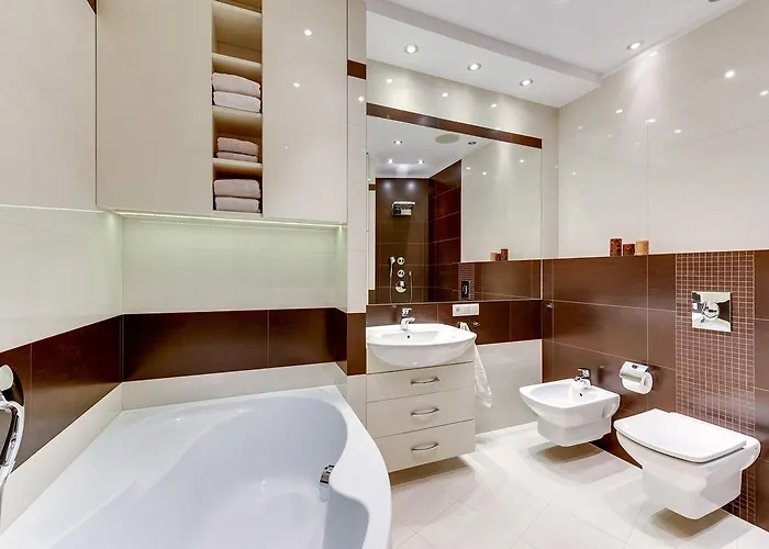 White 76. Srodmiescie * Gdynia